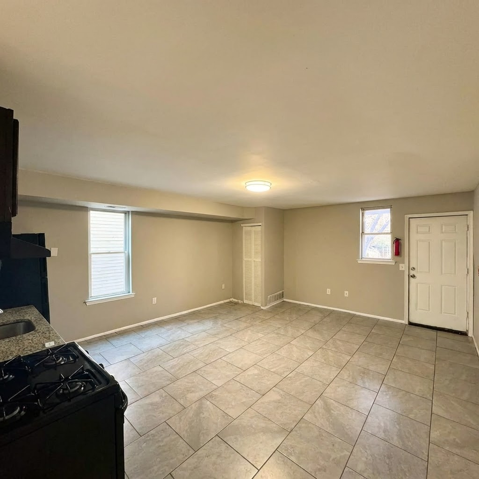 141 Cooper Avenue - 141 - 3N #141-3N - Photo 3 of 11