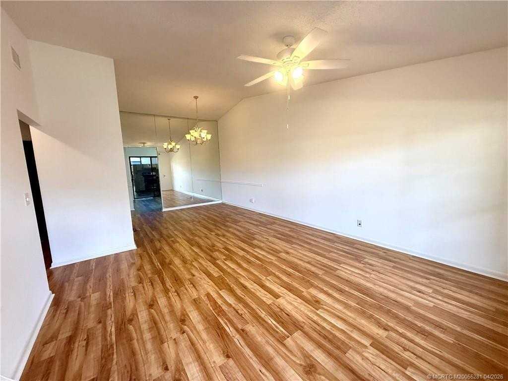 8005 Se Villa Cir - Photo 3 of 16