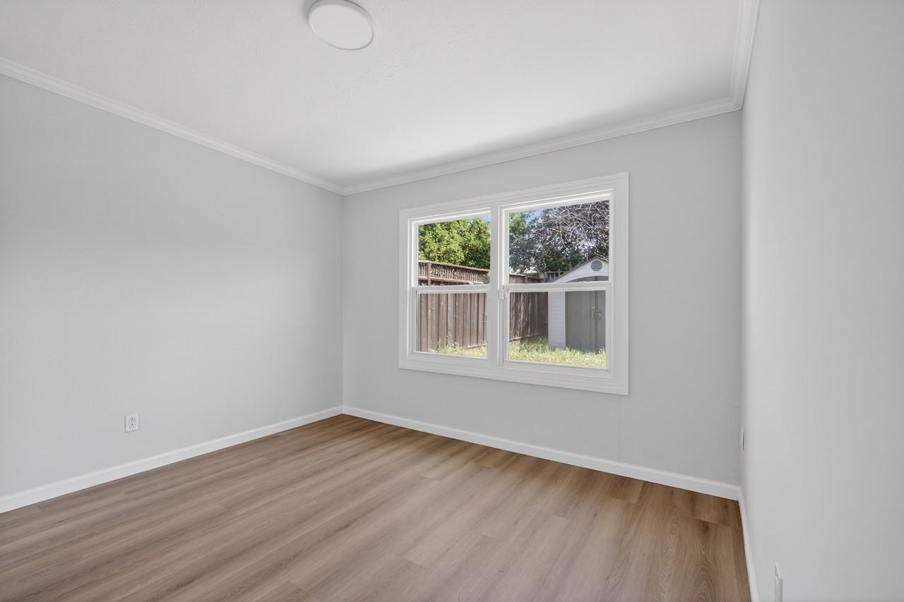 3814 Clough Ave #1 - Photo 7 of 10