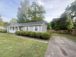 featured image of 902 W Sevier St #2