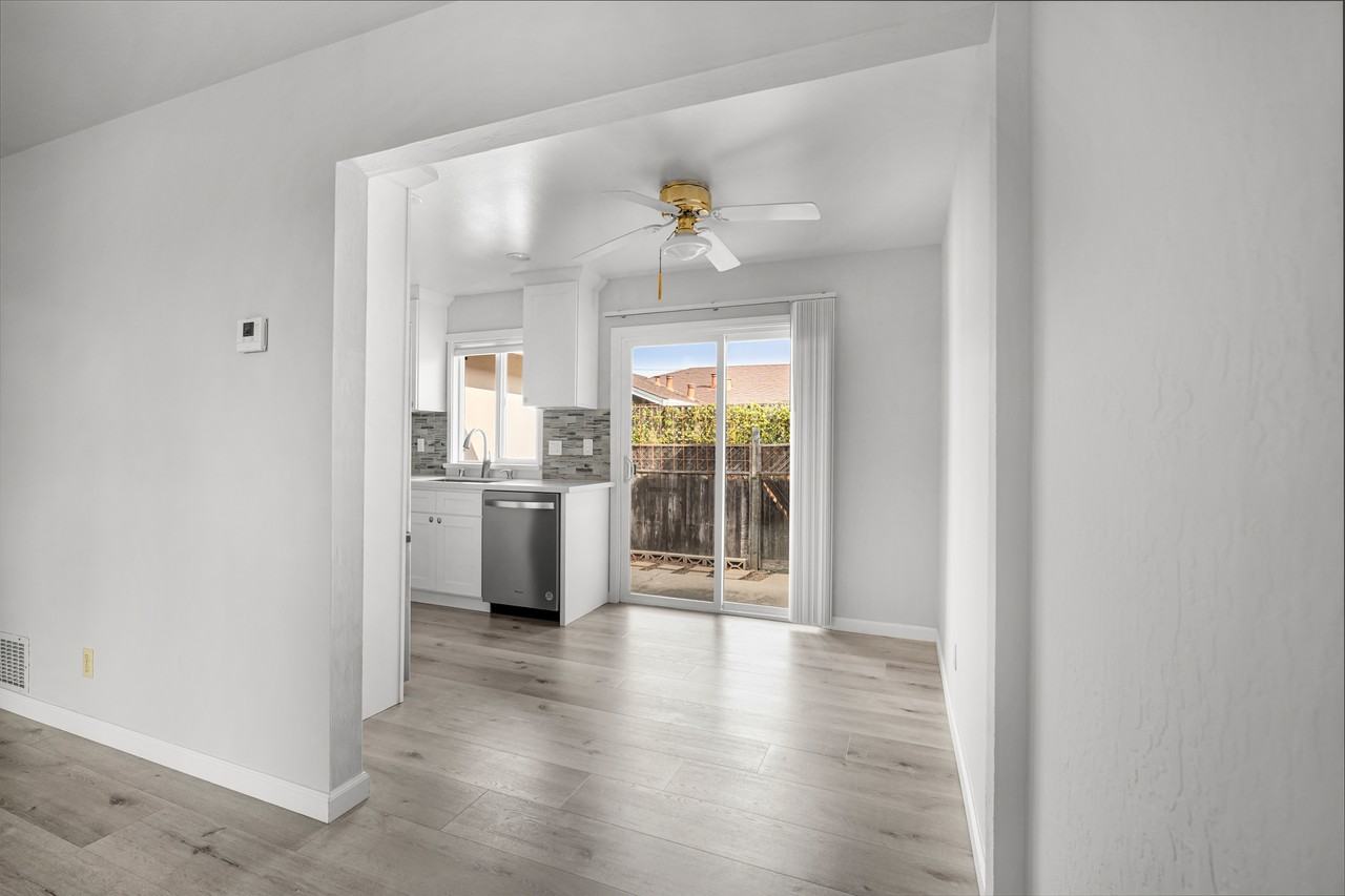 661 Harvard Ave #1 - Photo 5 of 10