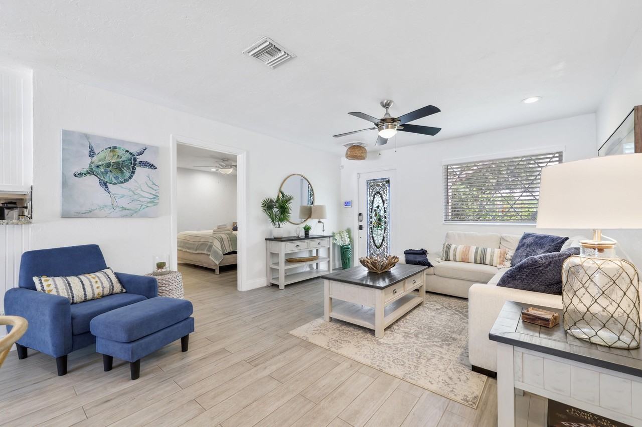 342 Sw 14th St - Photo 6 of 39