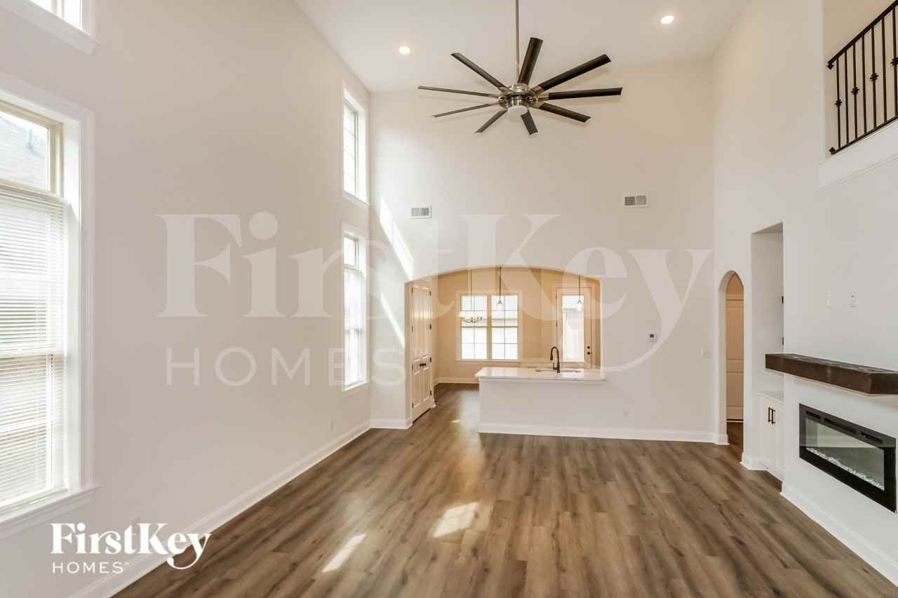 7408 Lost Trail Dr - Photo 3 of 19