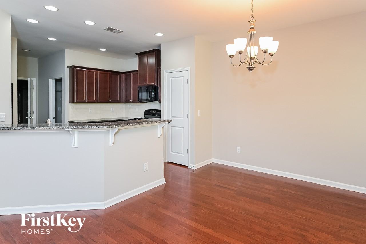 9692 Spencer Woods Rd - Photo 6 of 15