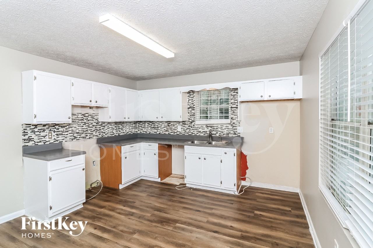 4225 Wexford Downs Way - Photo 5 of 15