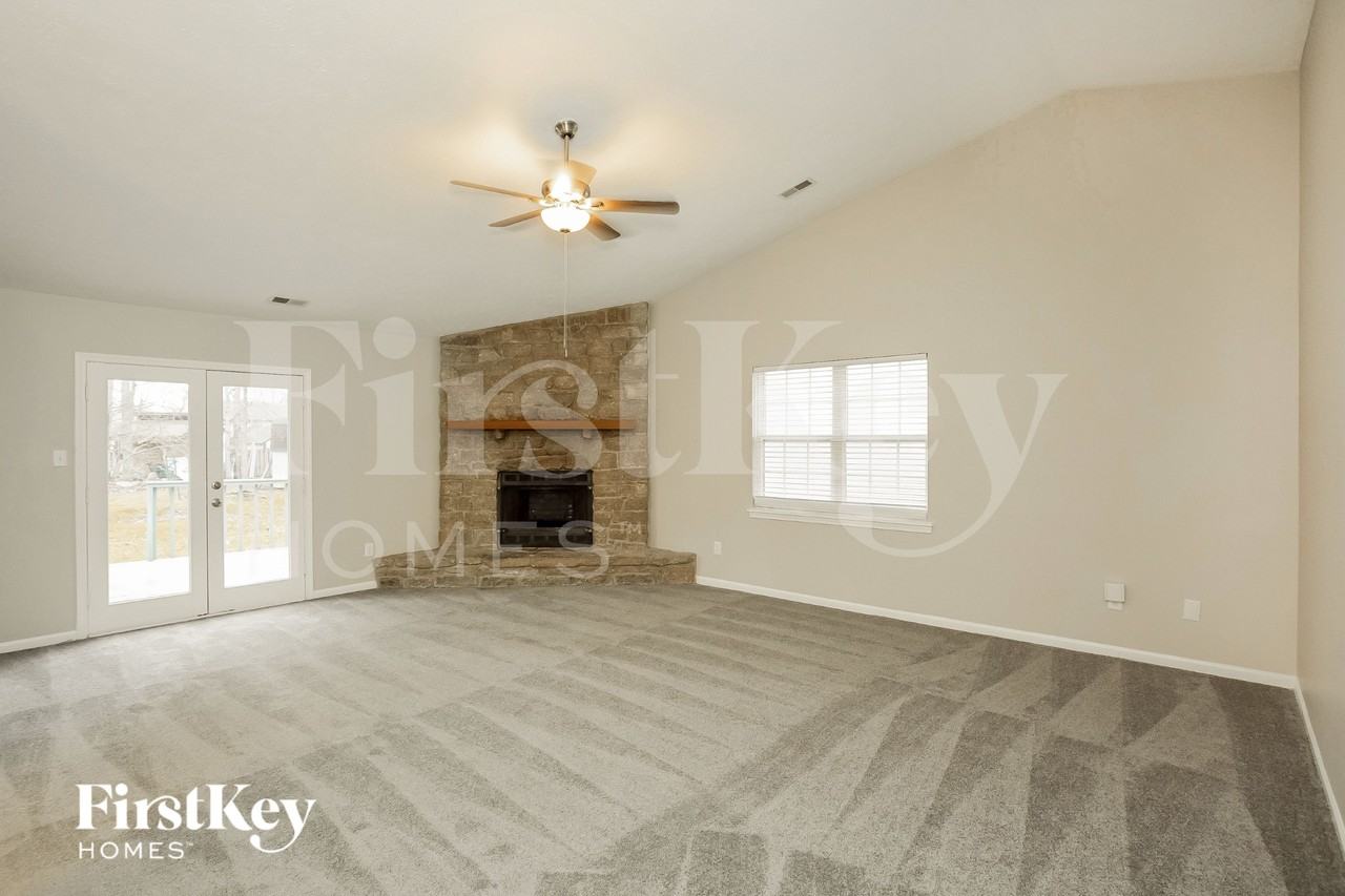 3335 Carly Ln - Photo 7 of 15