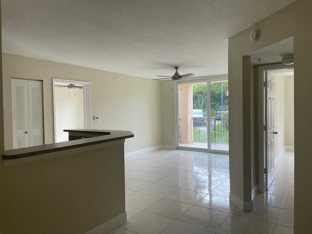 1103 Villa Cir - Photo 6 of 17