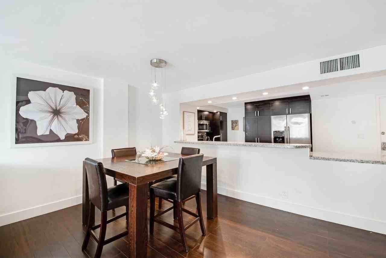 1147 Hillsboro Mile #505 - Photo 7 of 42