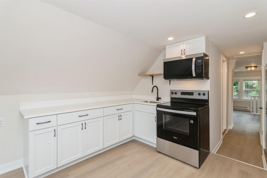 5002 W Gunnison St - Photo 4 of 10