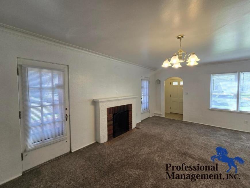 103 Wyoming Ave - Photo 2 of 6