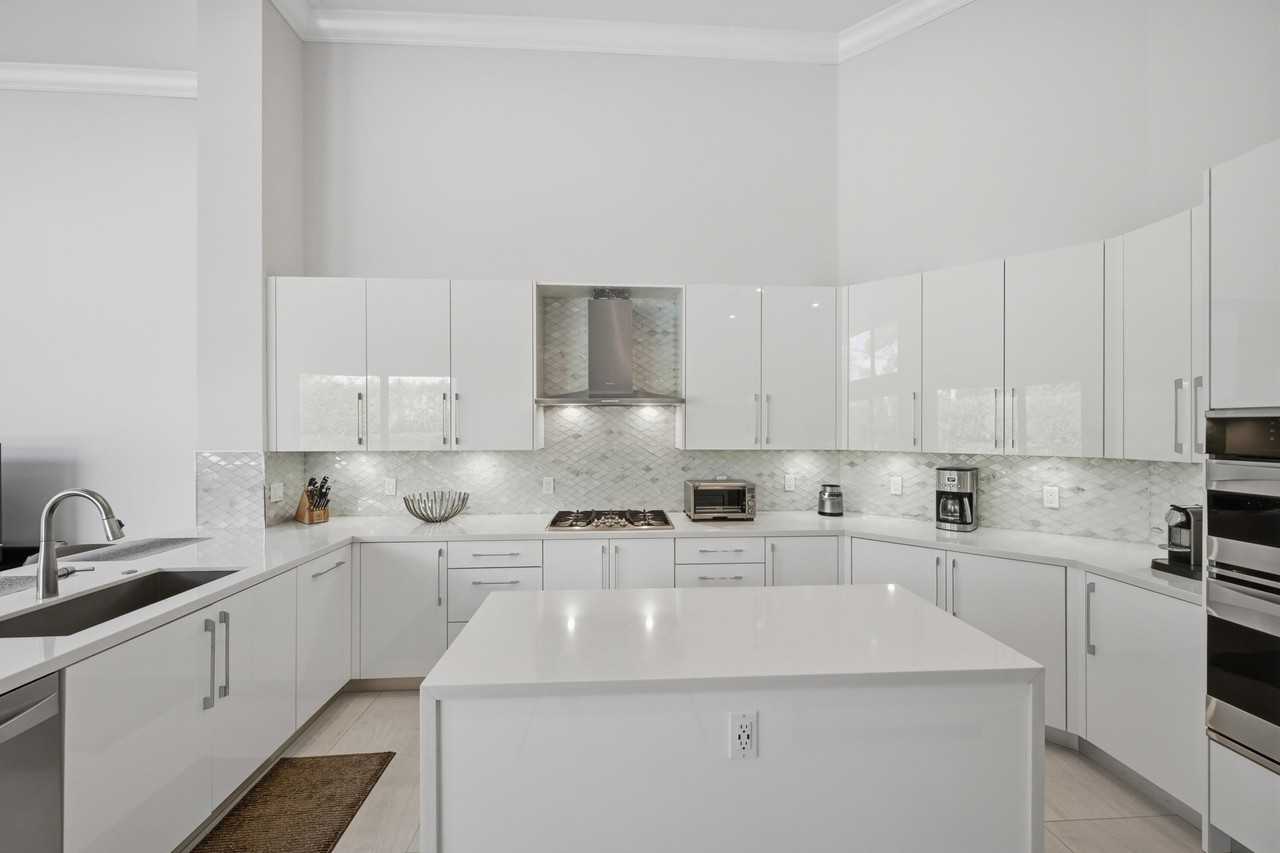 5006 Nw 24th Cir - Photo 7 of 50