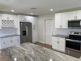 2751 Ne 26th Ter - Photo 1 of 1