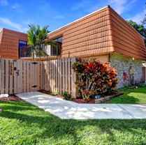 1532 W Harmony Lake Cir - Photo 1 of 1