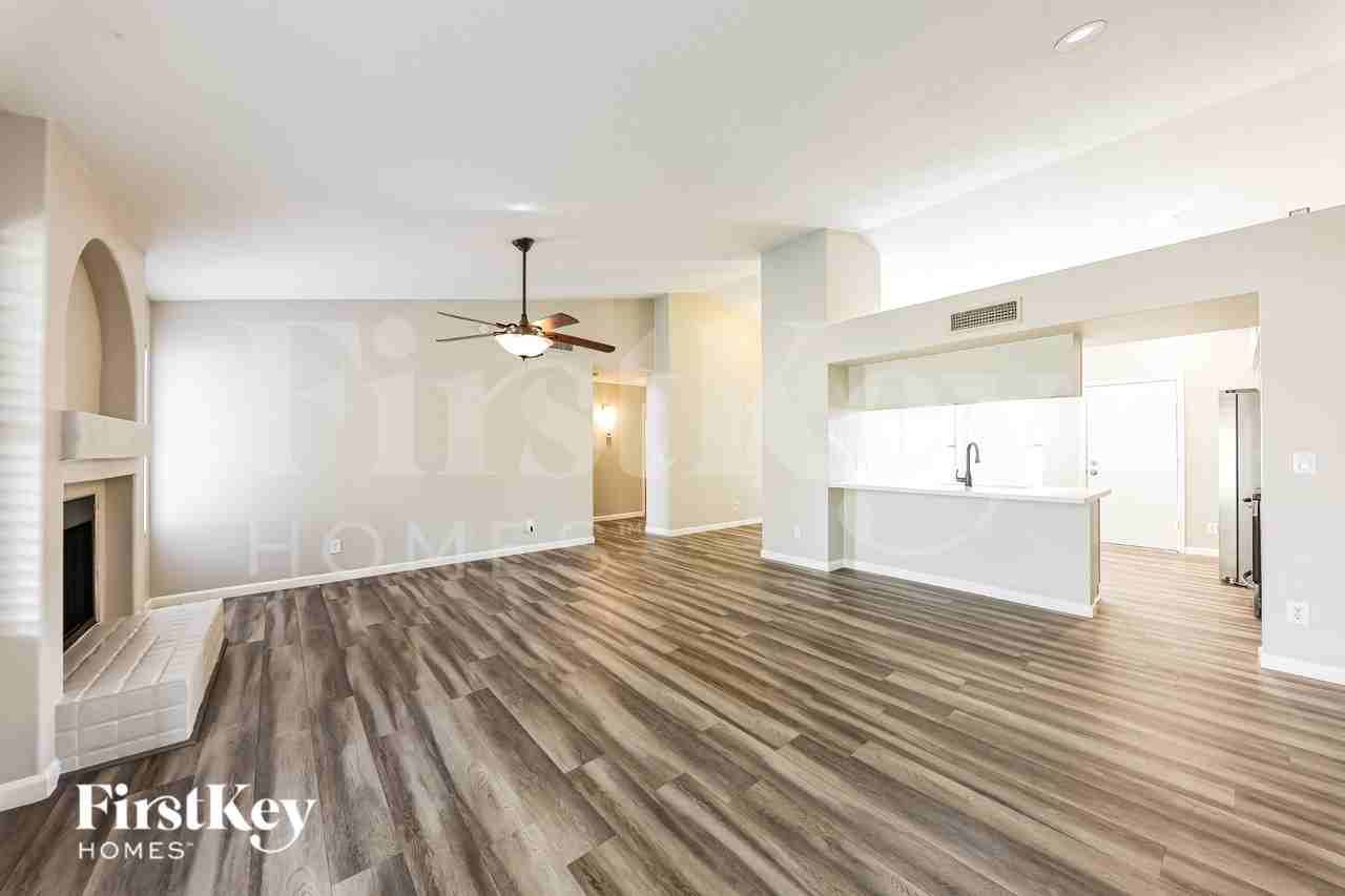 19626 N 14th Pl - Photo 5 of 19