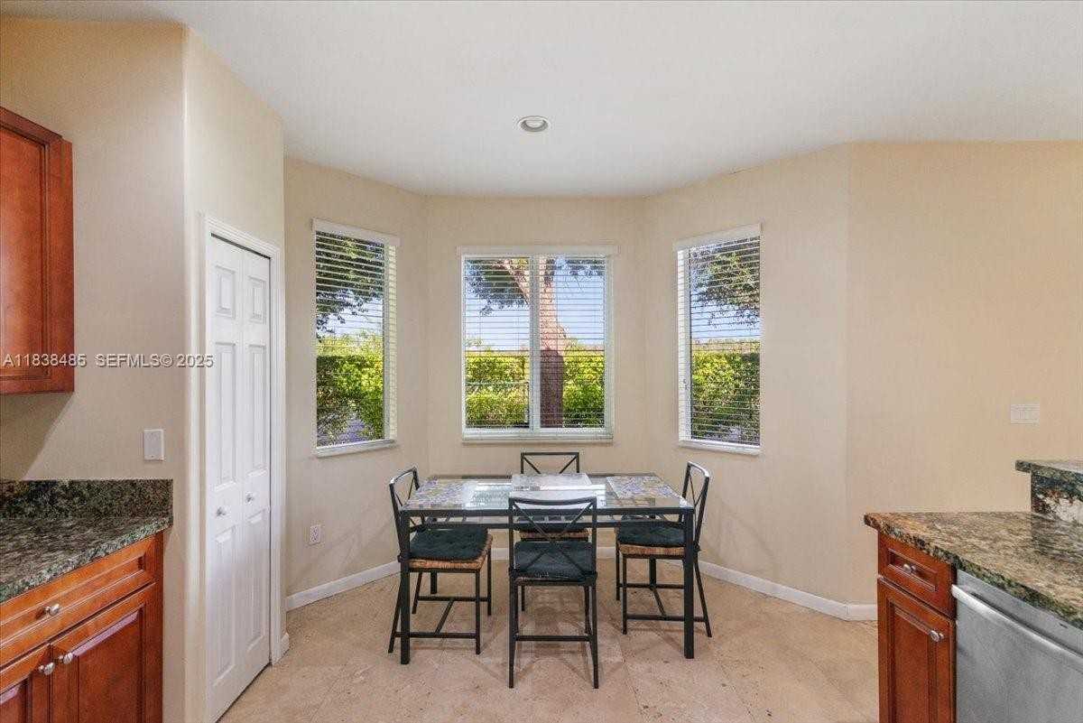 5776 Southwest 166th Court #0 - Photo 7 of 40