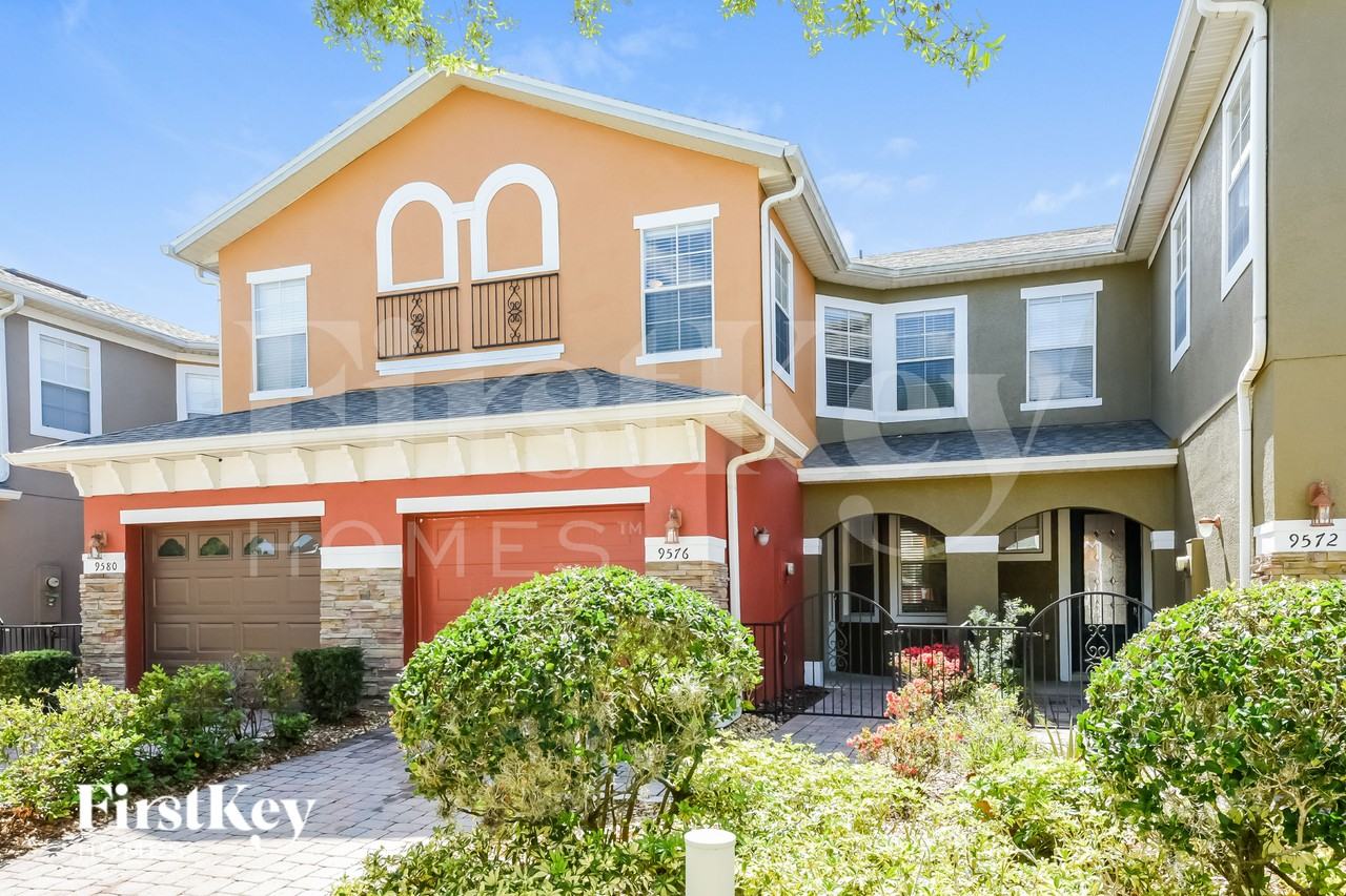 9576 Silver Buttonwood St - Photo 2 of 16