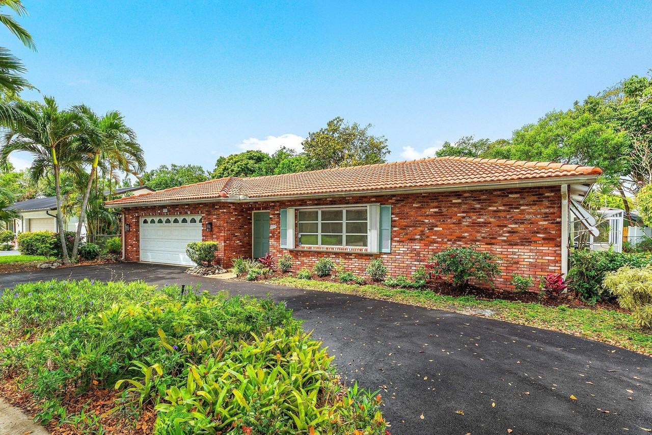 931 Nw 9th Ct - Photo 3 of 30