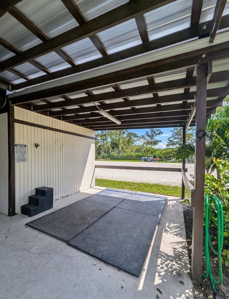 13161 Casey Rd #BARN - Photo 4 of 34