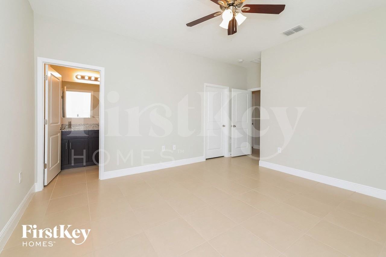 650 Hudson Valley Dr - Photo 7 of 15