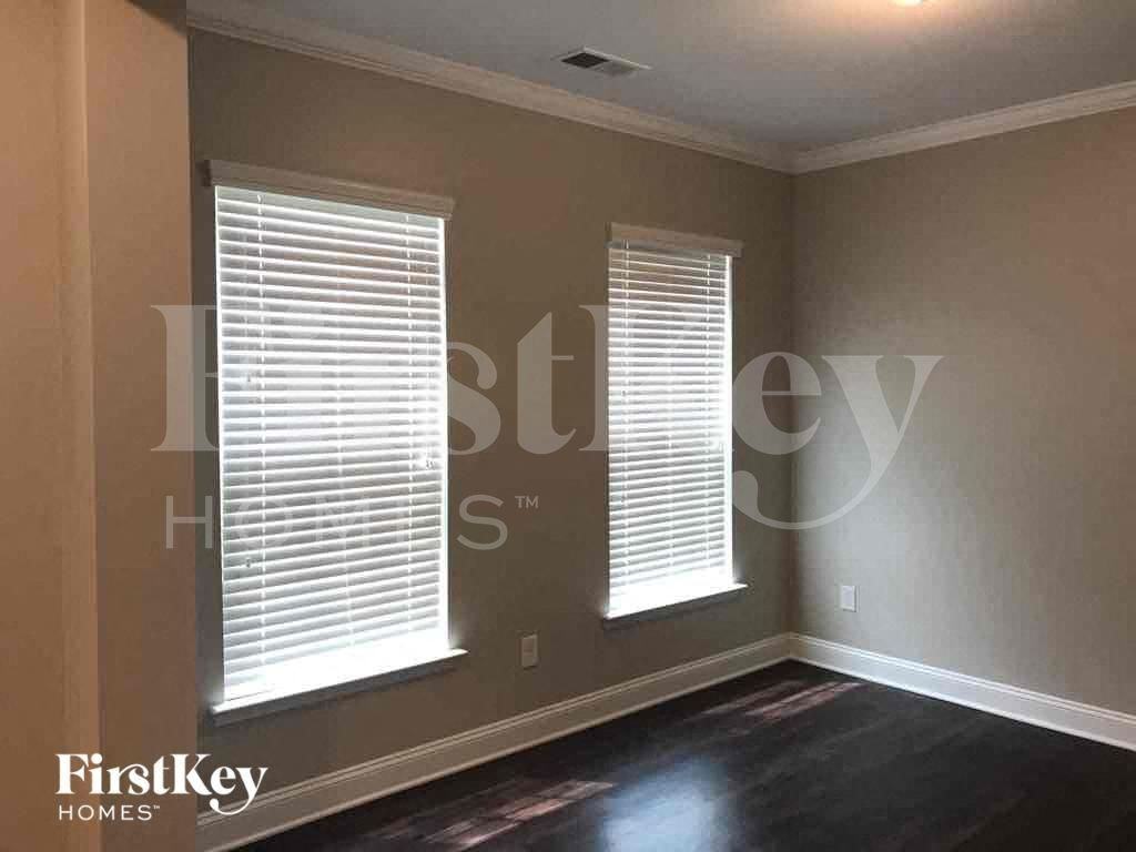 4908 Wilcrest Ct - Photo 3 of 29