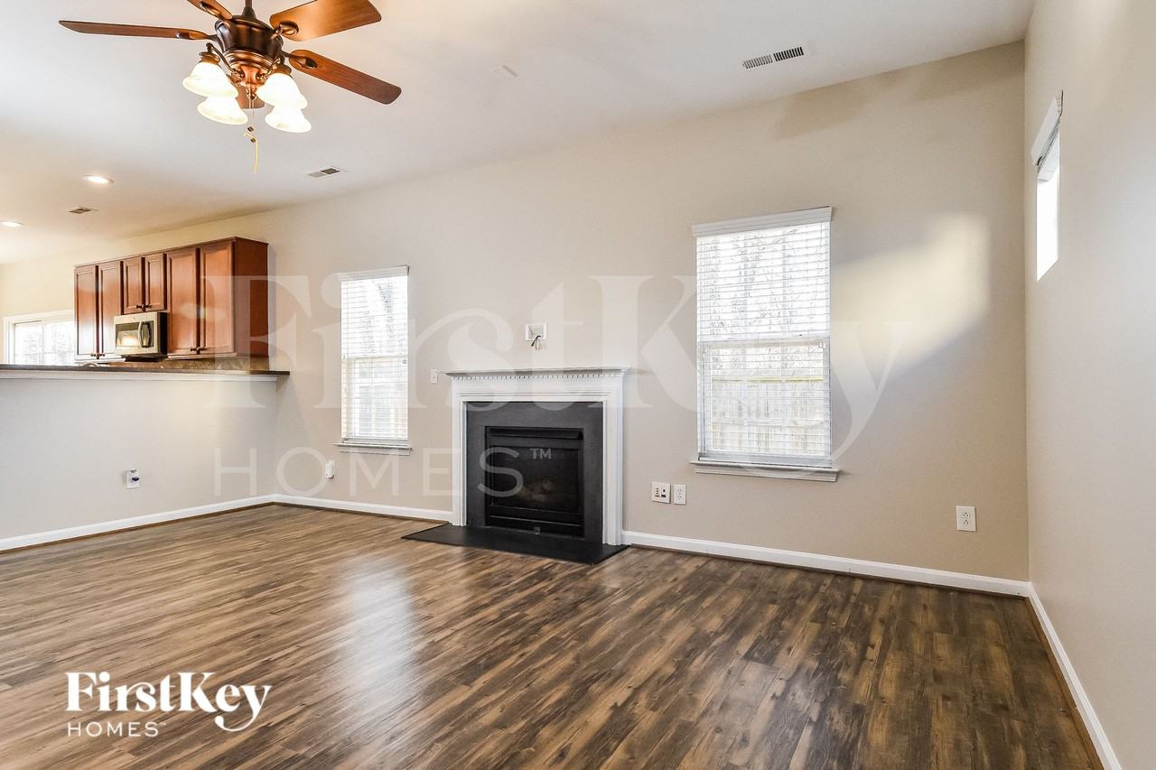 6465 Flintlock Ct - Photo 4 of 15