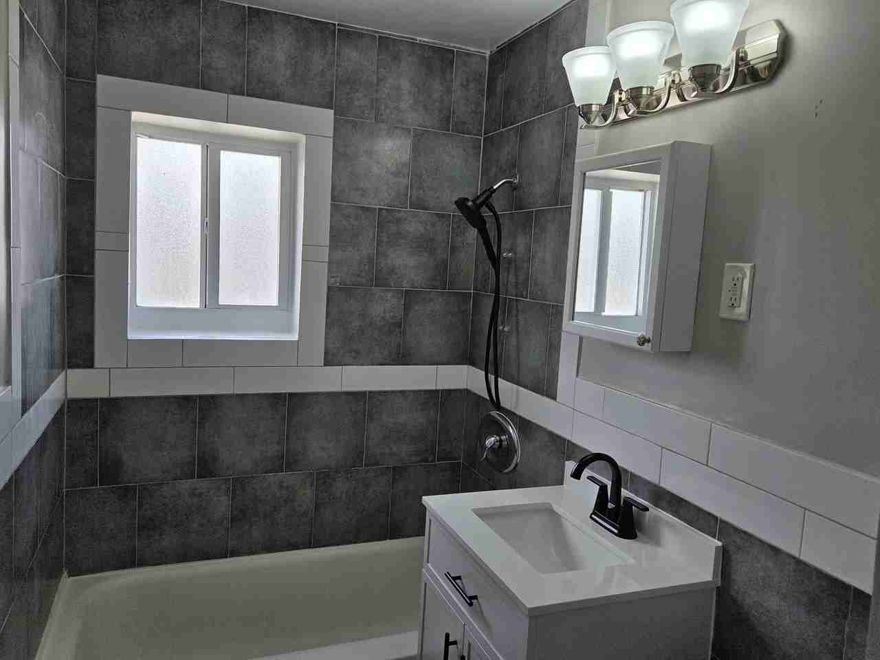 501 N J St #2 - Photo 7 of 21