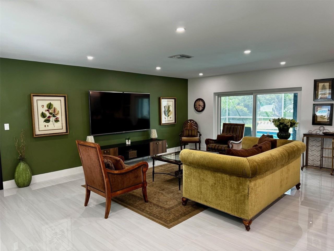 4101 Nw 10th St - Photo 5 of 31