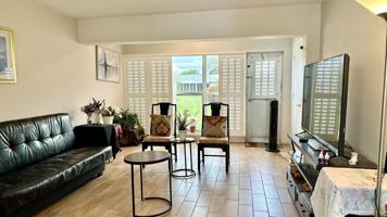 featured image of 1551 Nw 20th Ave #102