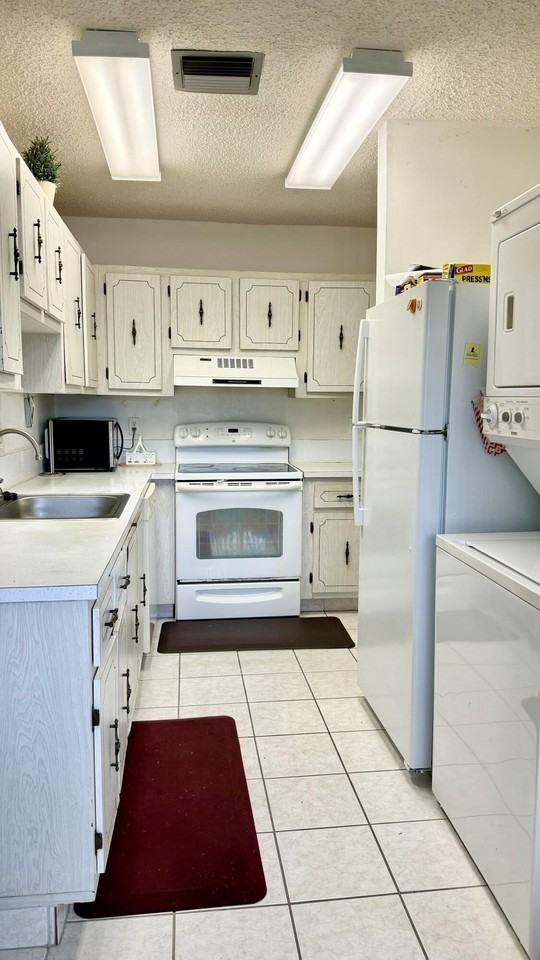 1551 Nw 20th Ave #102 - Photo 3 of 18