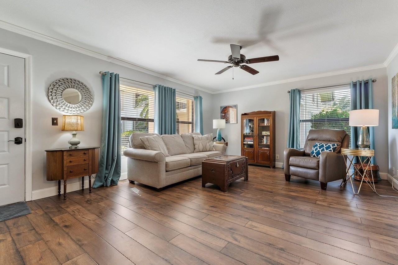 671 Sw South River Dr #105 - Photo 6 of 50