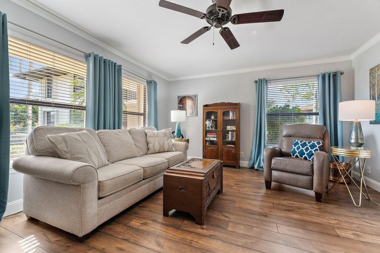 671 Sw South River Dr #105 - Photo 7 of 50