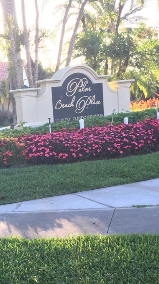 1581 Windorah Way #A - Photo 2 of 10