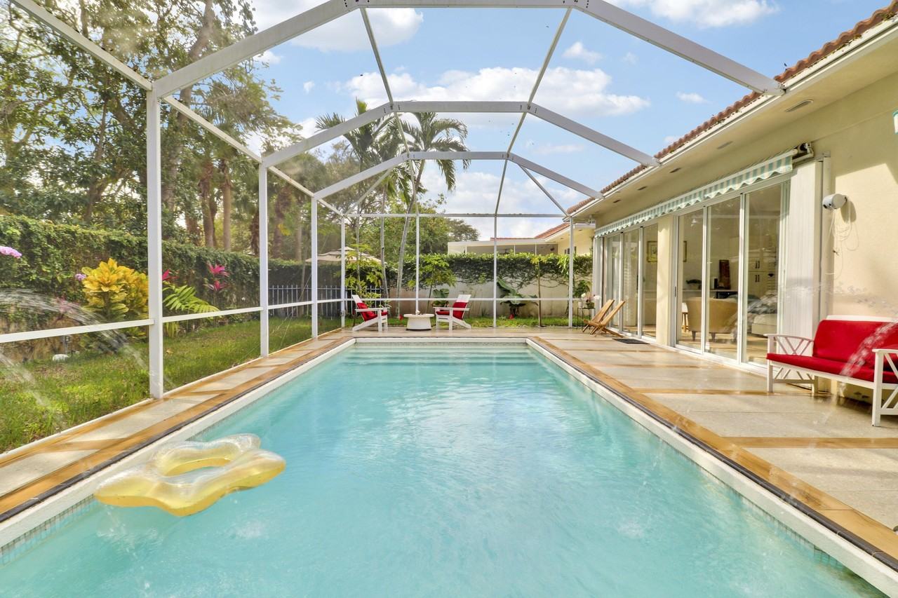 387 Kelsey Park Dr - Photo 3 of 50