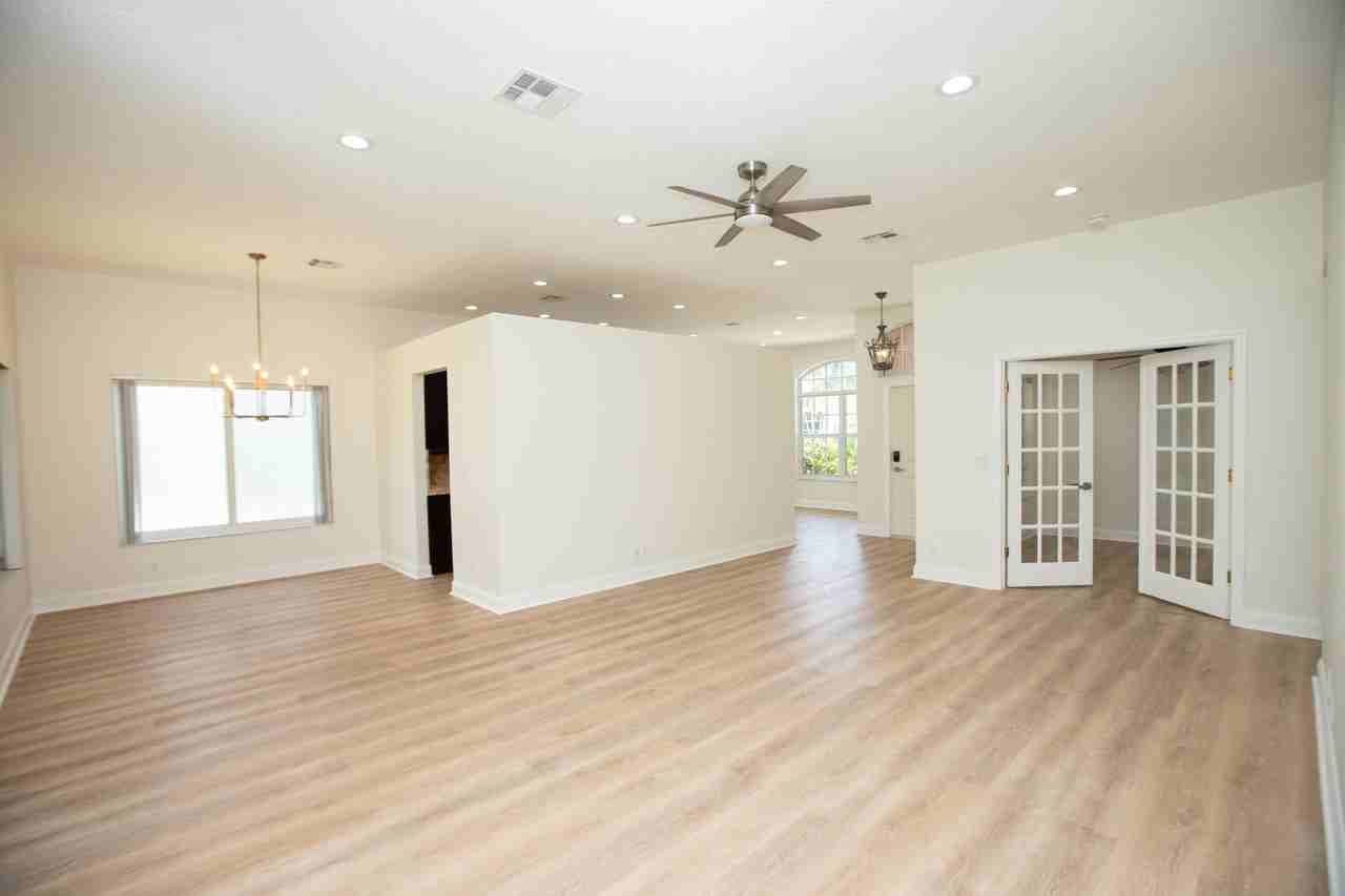 10821 La Salinas Cir - Photo 2 of 50