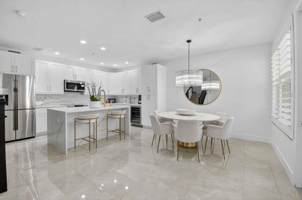 5022 Nw 16th Way - Photo 6 of 50