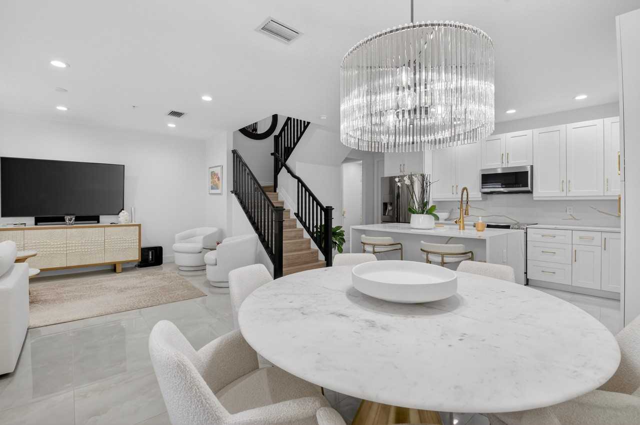 5022 Nw 16th Way - Photo 7 of 50