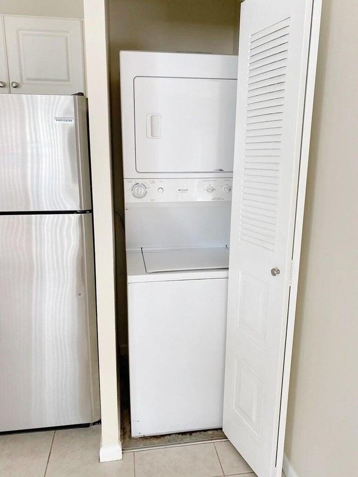 4477 Nw 3rd Dr - Photo 4 of 11