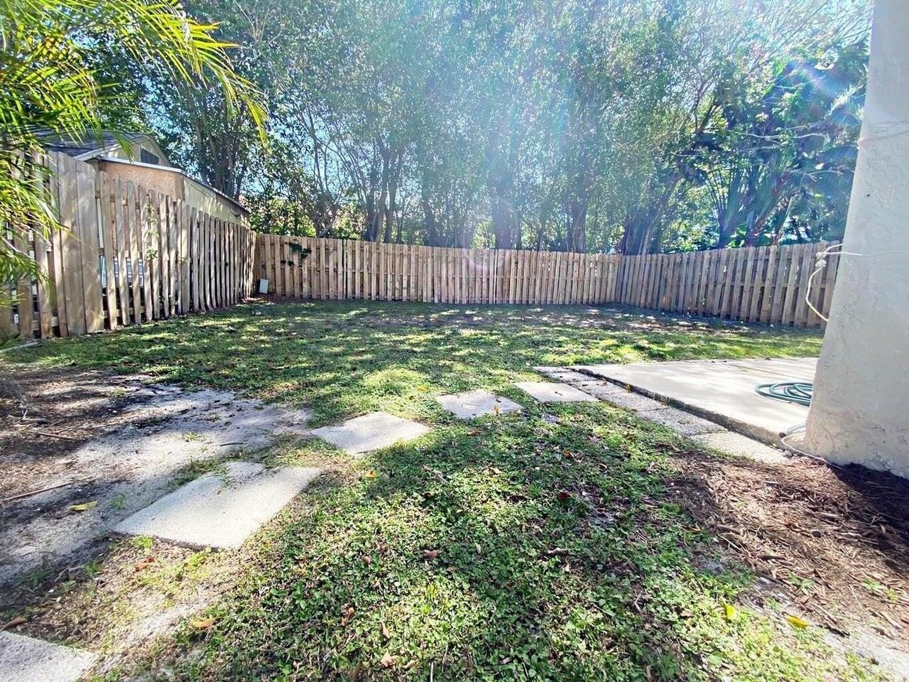 4477 Nw 3rd Dr - Photo 7 of 11