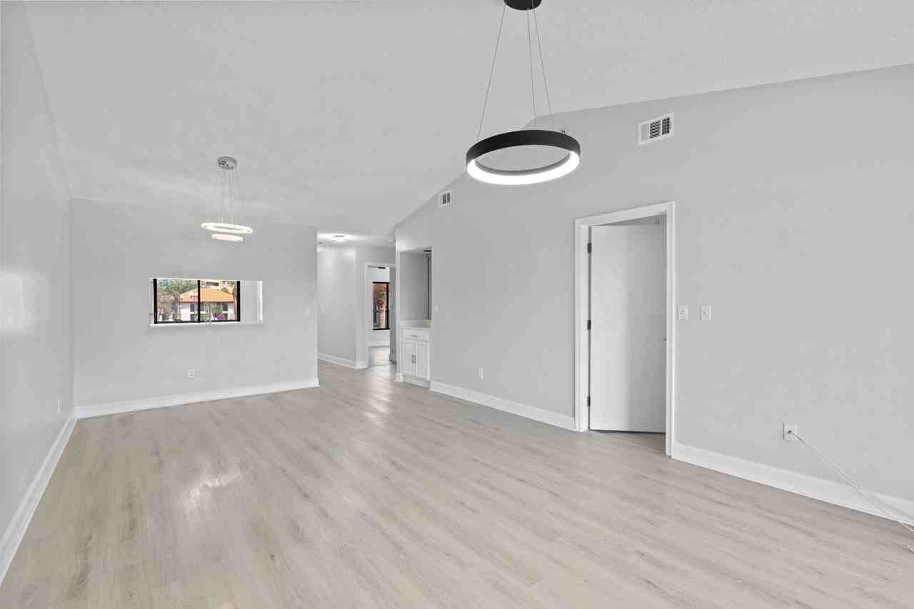 350 Club Cir #208 - Photo 3 of 15