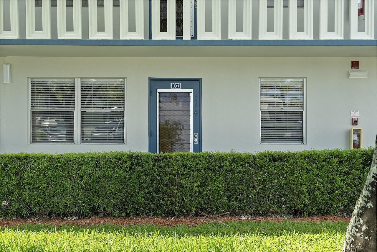 1032 Lincoln B - Photo 4 of 45