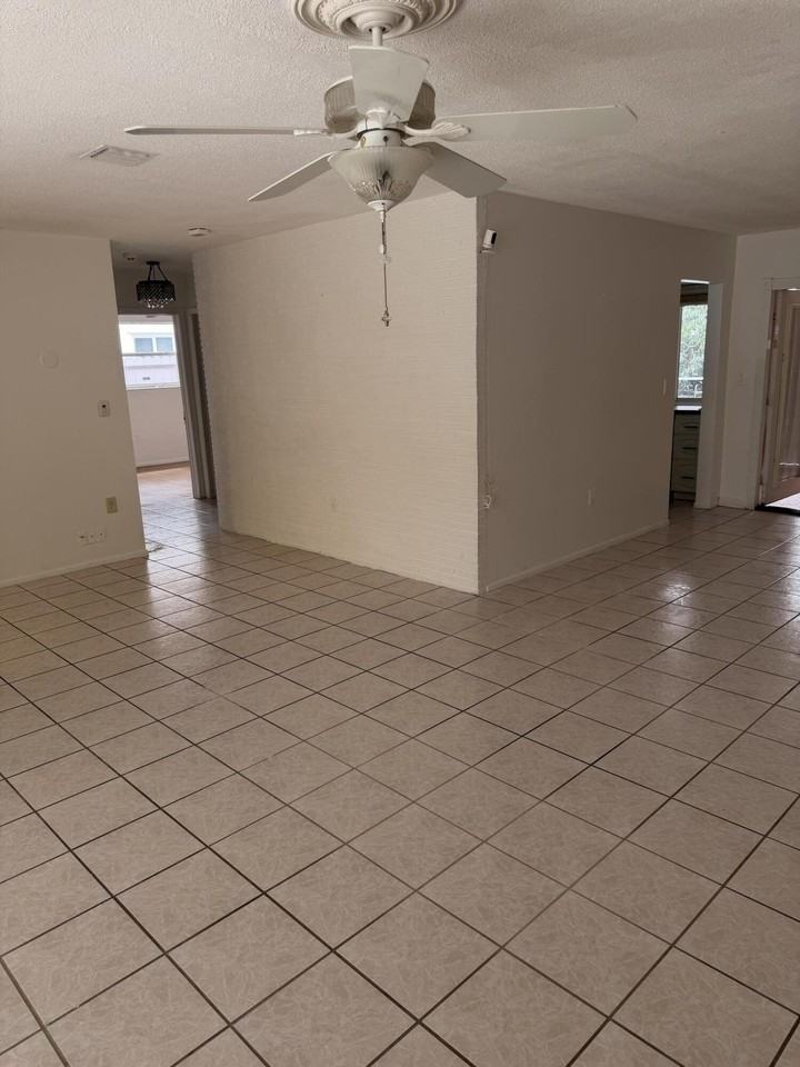 7648 Alhambra Blvd - Photo 6 of 17