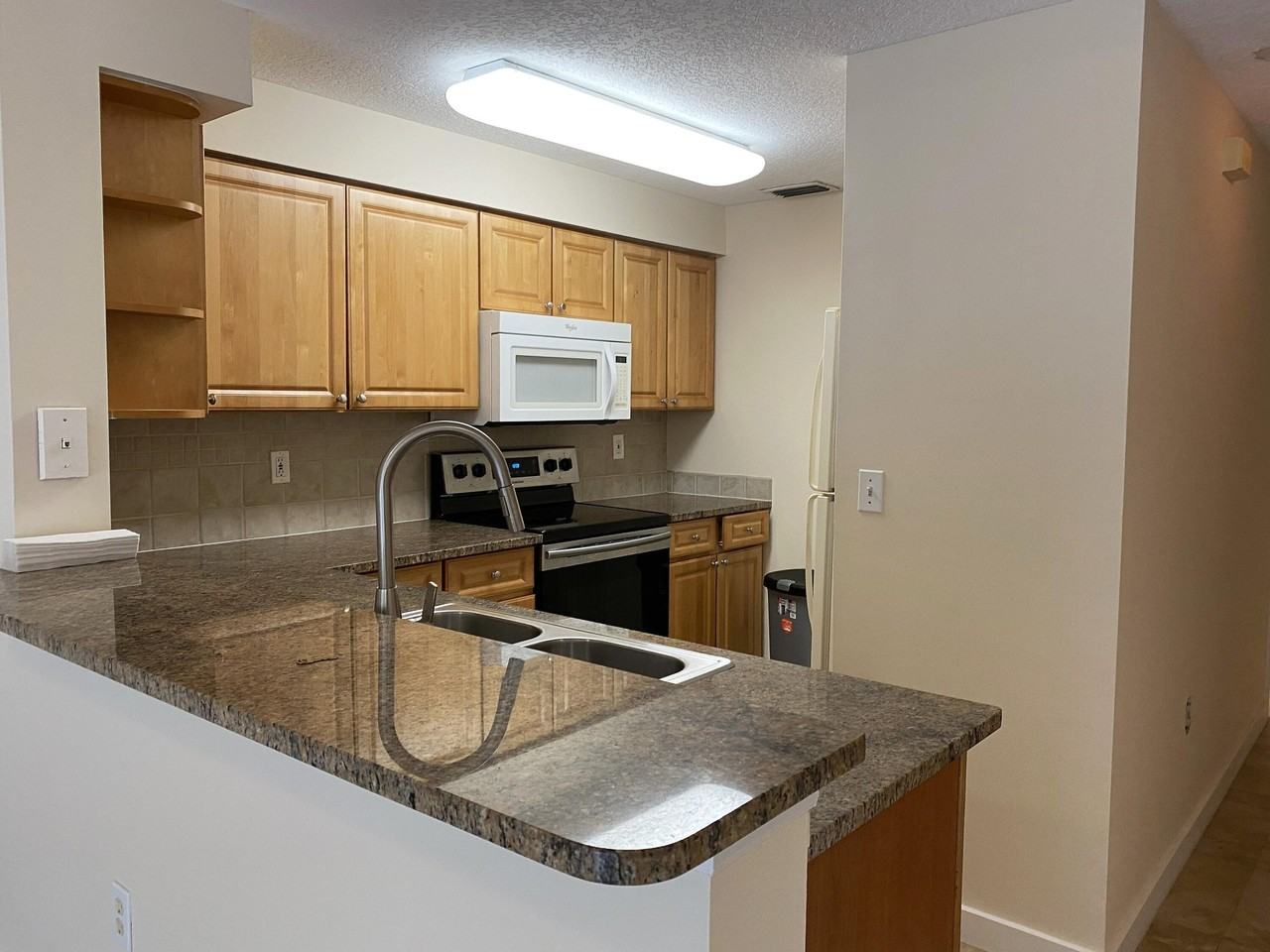 2038 Alta Meadows Ln #1502 - Photo 6 of 47