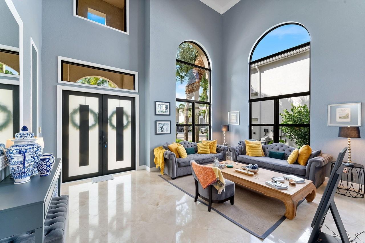 9173 Delemar Ct - Photo 7 of 50