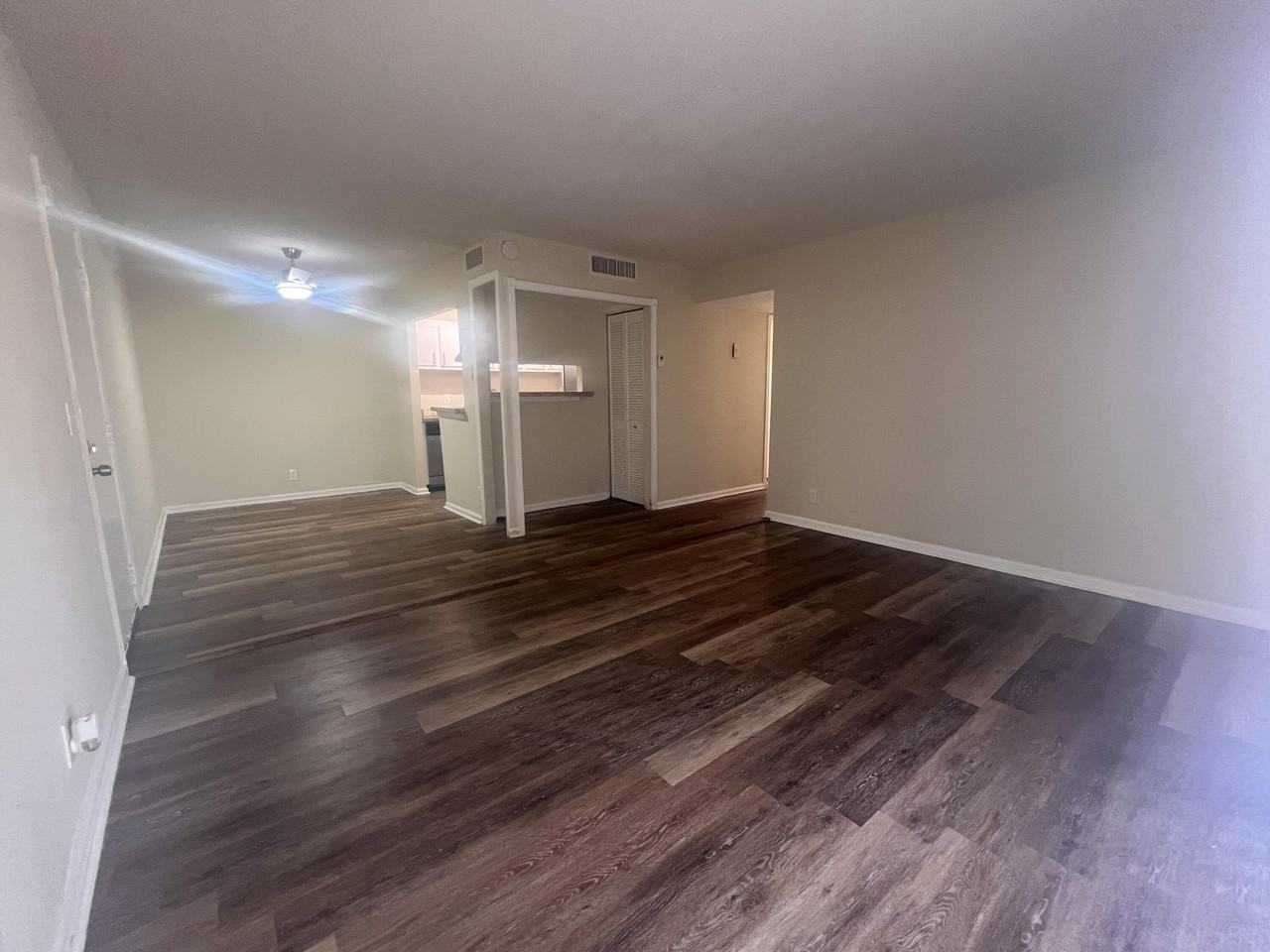 1500 N Congress Ave #A11 - Photo 3 of 27