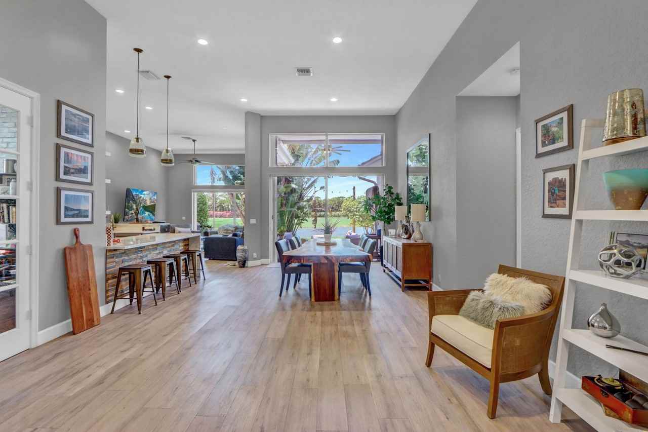 4193 Nw 53rd St - Photo 5 of 50