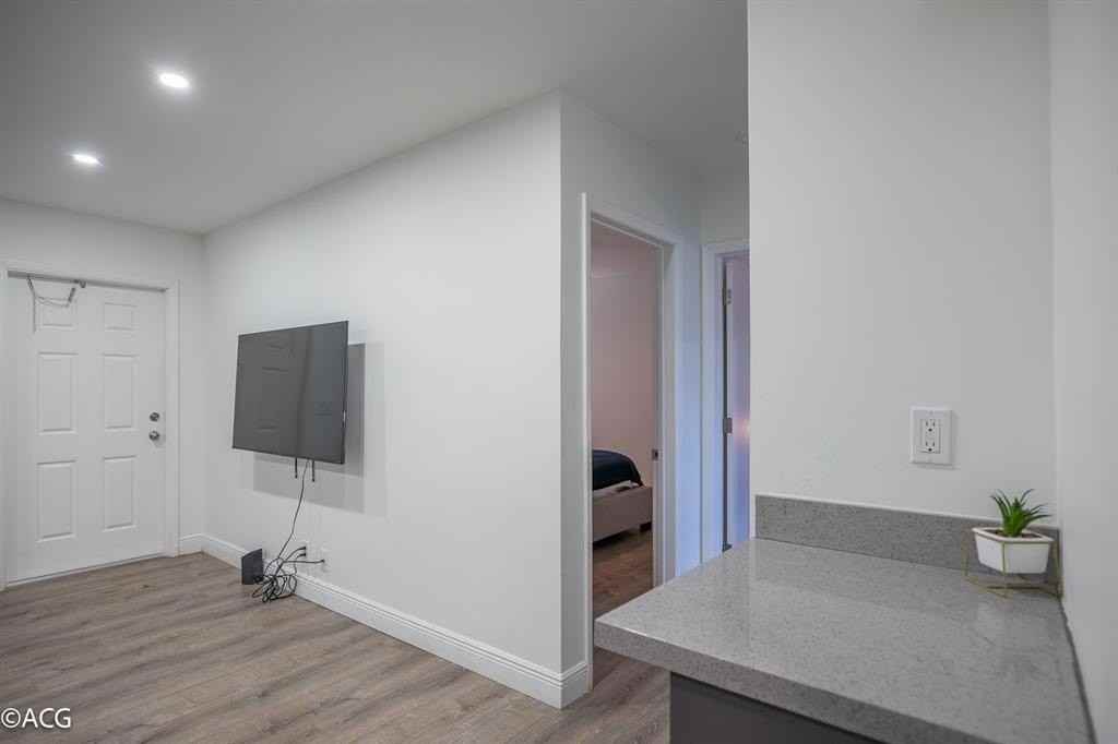 19 Ne 16th St - Photo 7 of 13