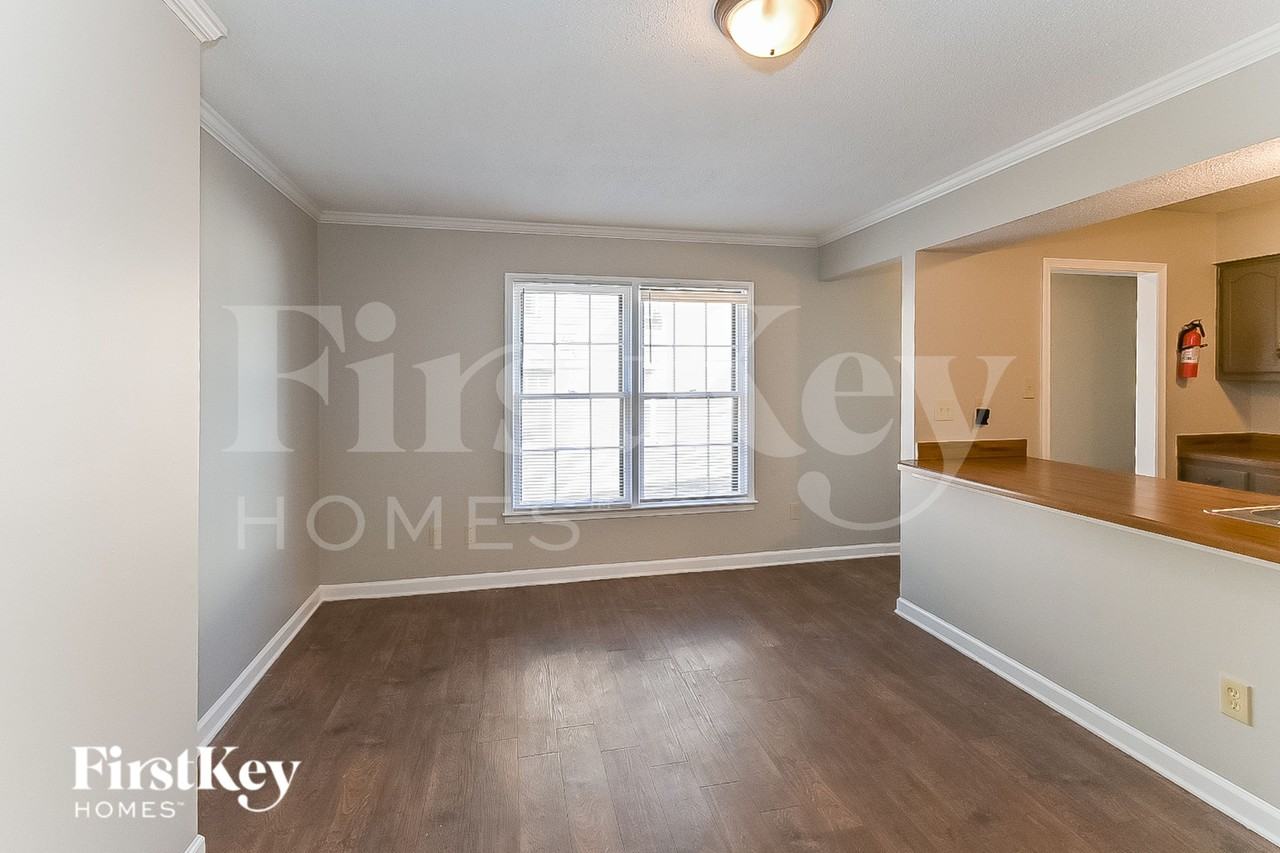 6512 Lancer Dr - Photo 6 of 15