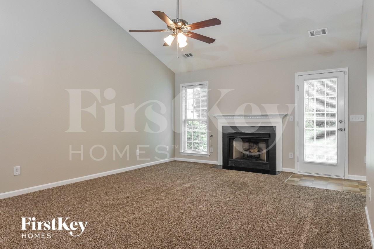 3508 Bent Trace Dr - Photo 5 of 16