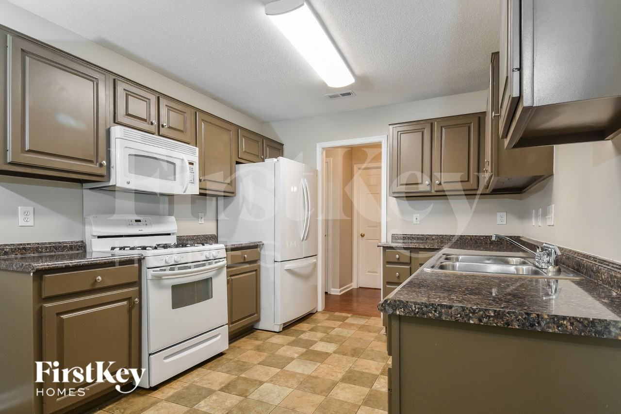 3508 Bent Trace Dr - Photo 7 of 16