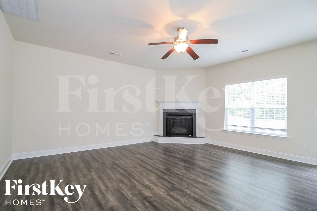 2957 Victoria Falls Dr - Photo 3 of 15